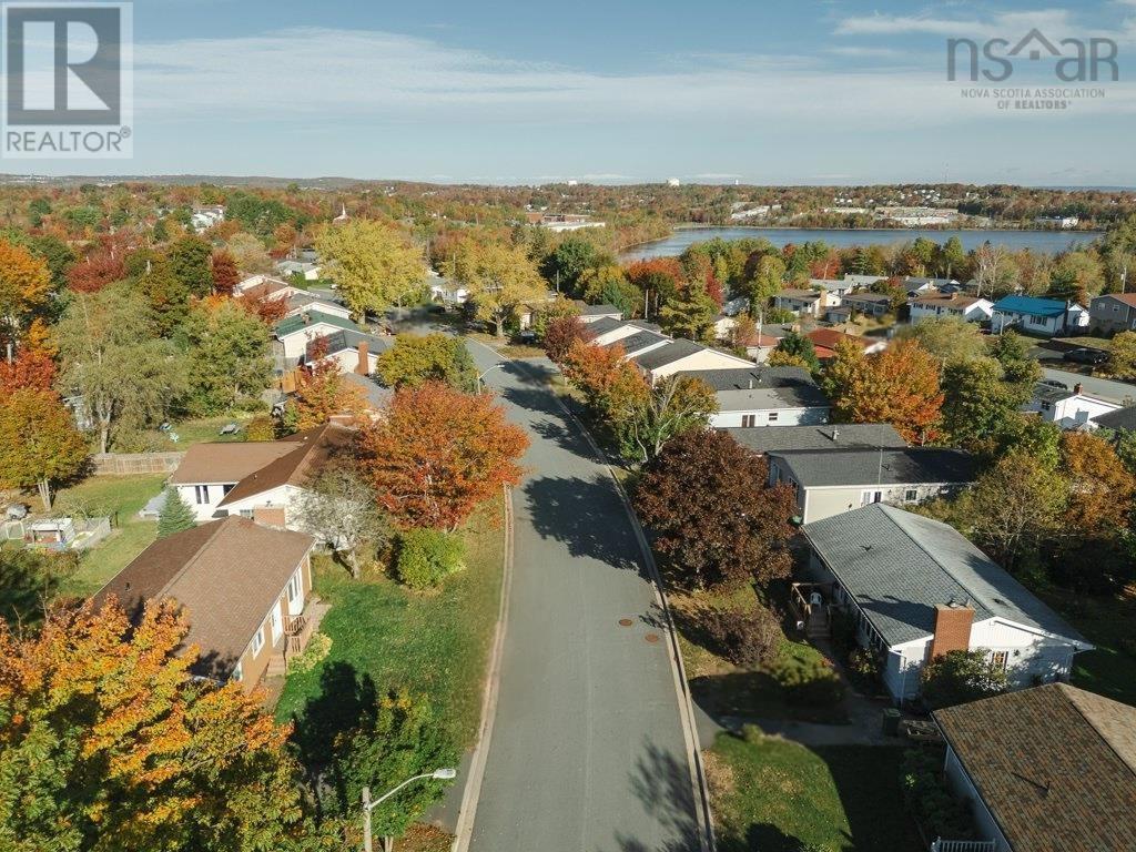 16 Howland Drive, Lower Sackville, Nova Scotia  B4C 1S6 - Photo 4 - 202525750