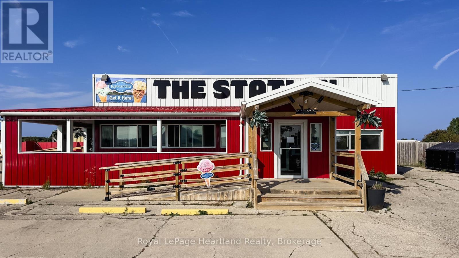 81643 Bluewater Highway, Ashfield-Colborne-Wawanosh (Colborne), Ontario  N7A 3Y2 - Photo 47 - X12422789