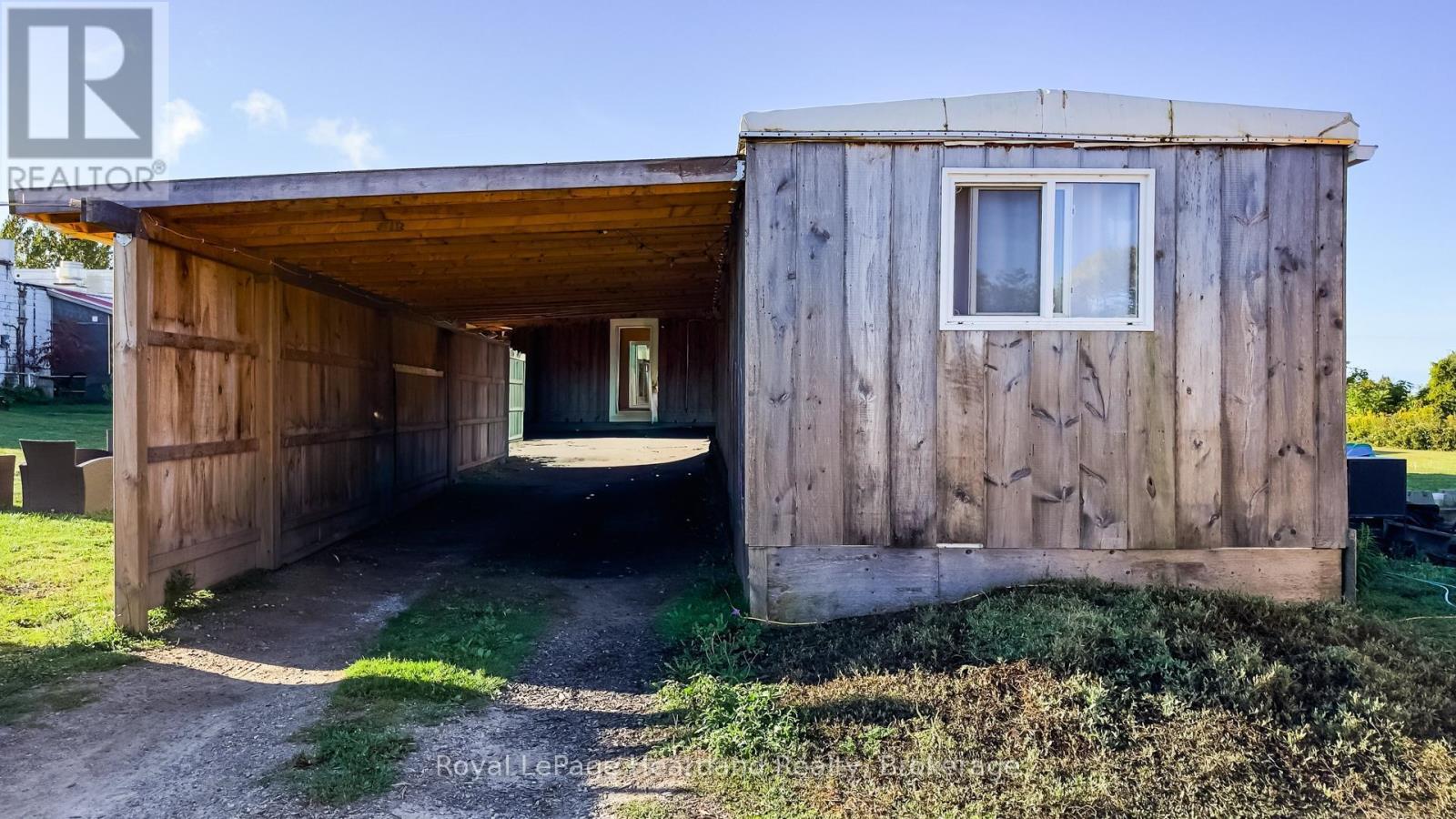 81643 Bluewater Highway, Ashfield-Colborne-Wawanosh (Colborne), Ontario  N7A 3Y2 - Photo 44 - X12422789