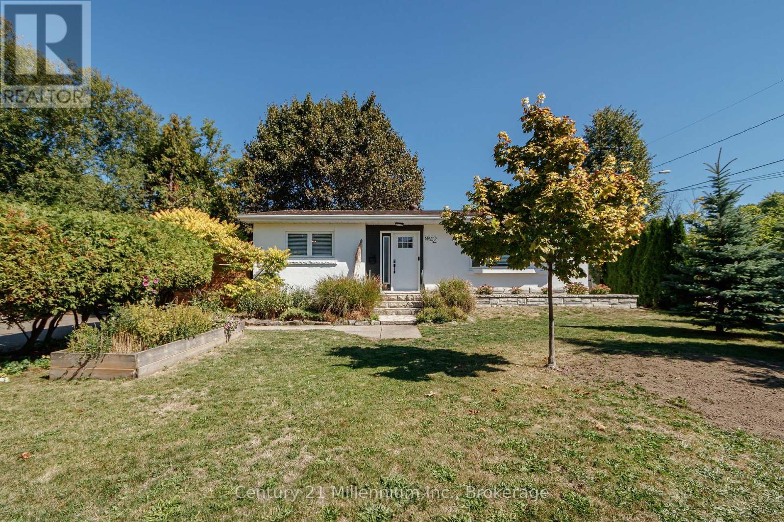 42 Niagara Street, Collingwood, Ontario  L9Y 3X2 - Photo 4 - S12466311