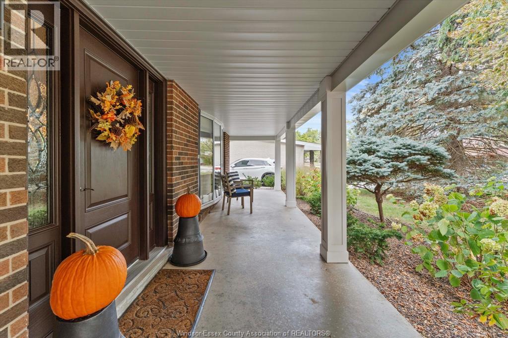 Property at 2945 ORION CRESCENT image 4