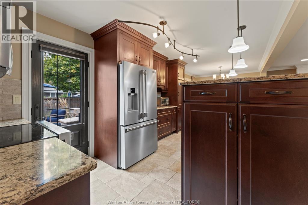 2945 Orion Crescent, Windsor, Ontario  N9E 2Z3 - Photo 16 - 25026292