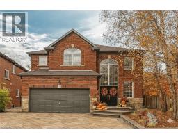 4 MOONSTONE Court, Hamilton, Ontario