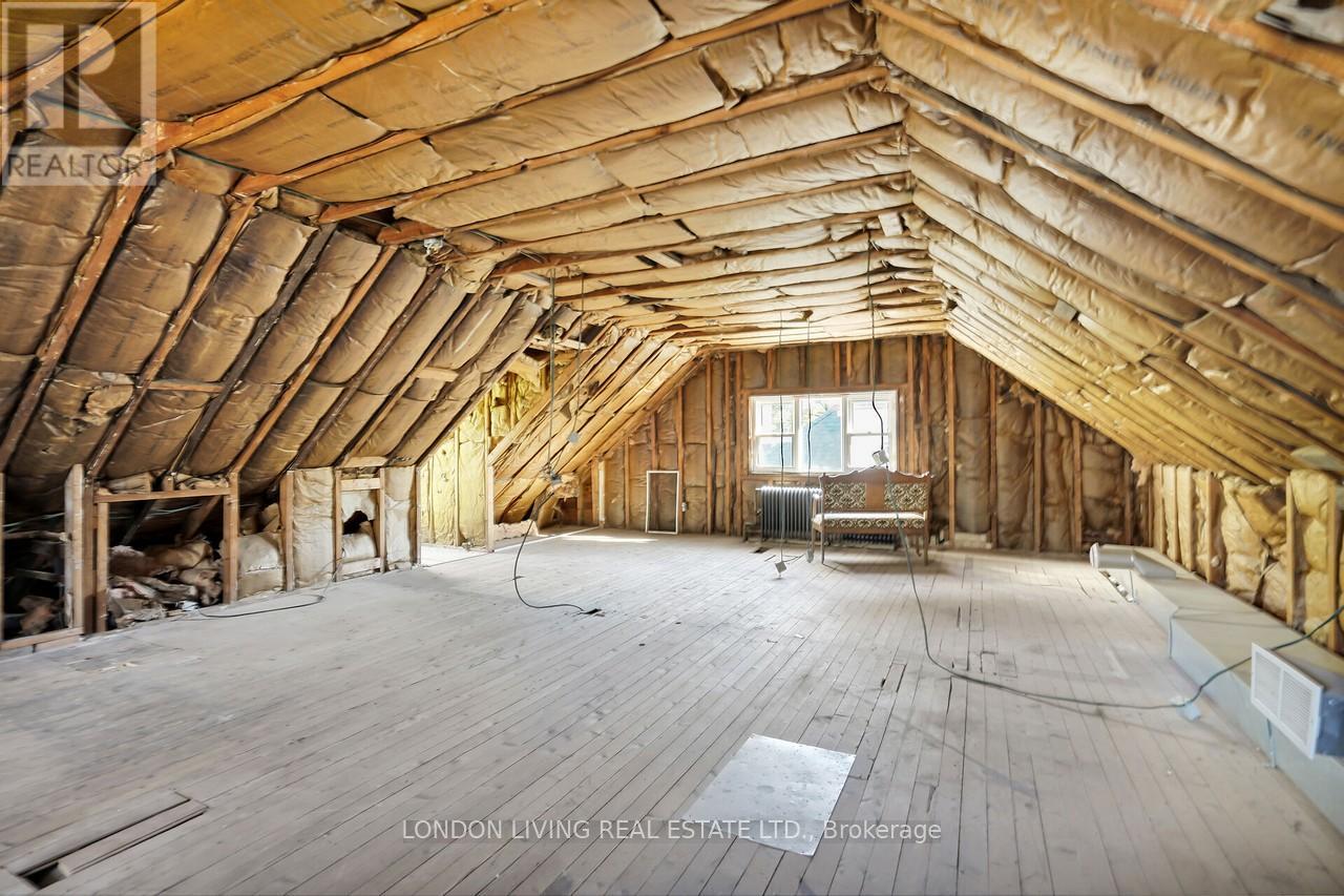 34 Marley Place, London South, Ontario  N6C 3T2 - Photo 25 - X12466262