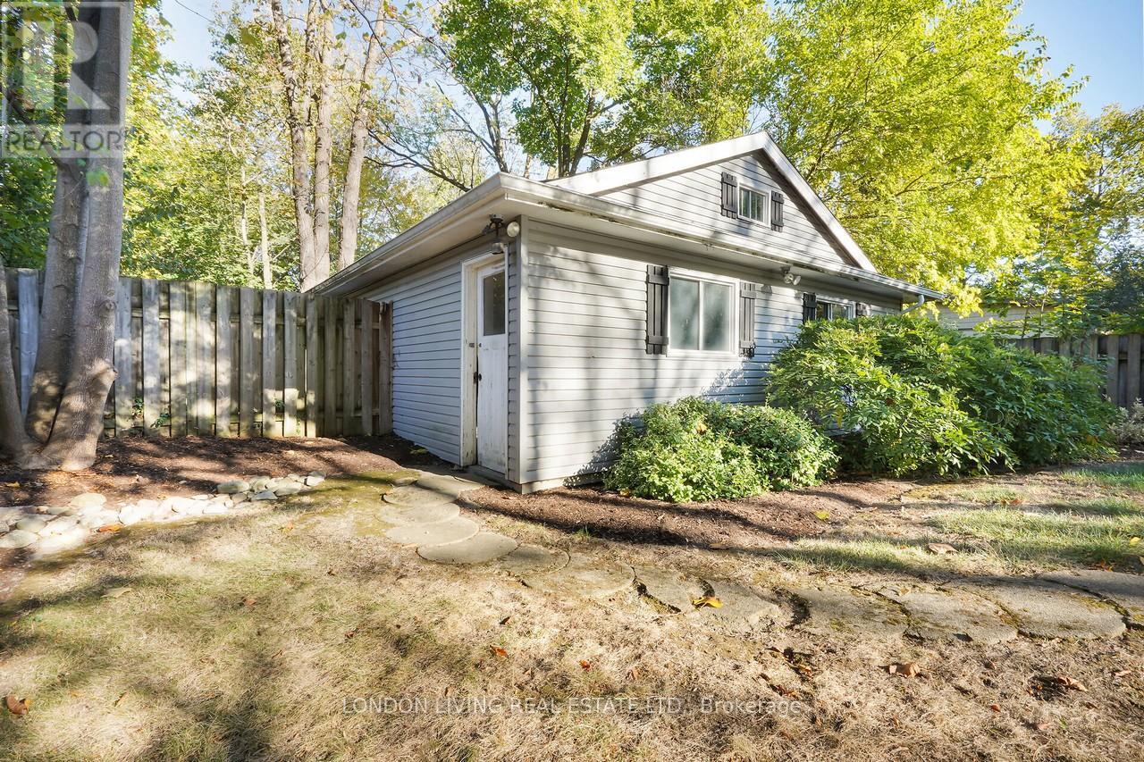 34 Marley Place, London South, Ontario  N6C 3T2 - Photo 37 - X12466262