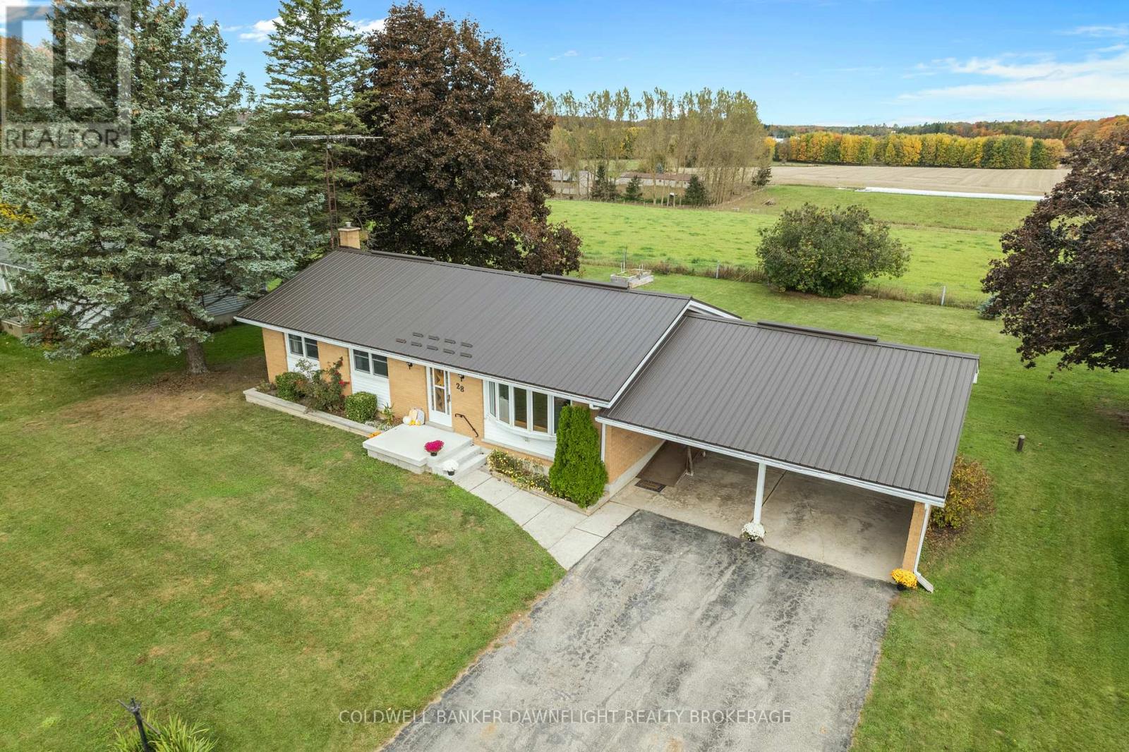 28 Brandon Street, Morris Turnberry, Ontario  N0G 1H0 - Photo 37 - X12466279