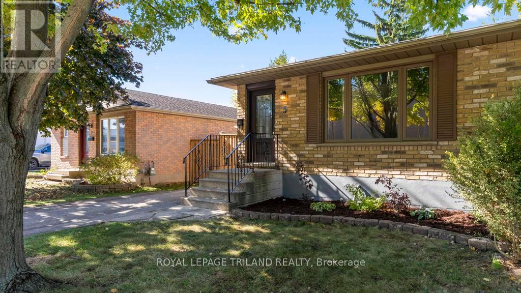 5 High Street, St. Thomas, Ontario  N5R 5R6 - Photo 3 - X12466295