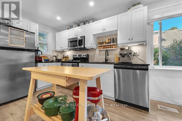 616 Grosvenor Street, London East, Ontario  N5Y 3T4 - Photo 3 - X12466308