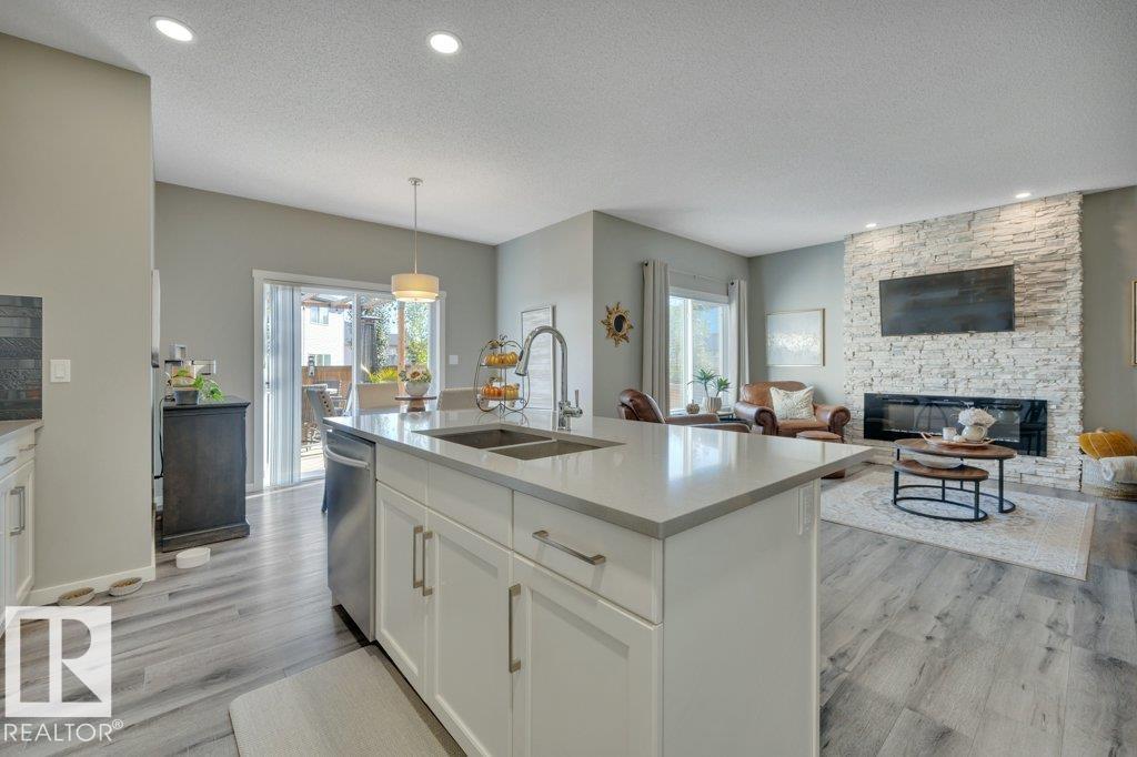 Property at 477 ROBERTS CR image 3