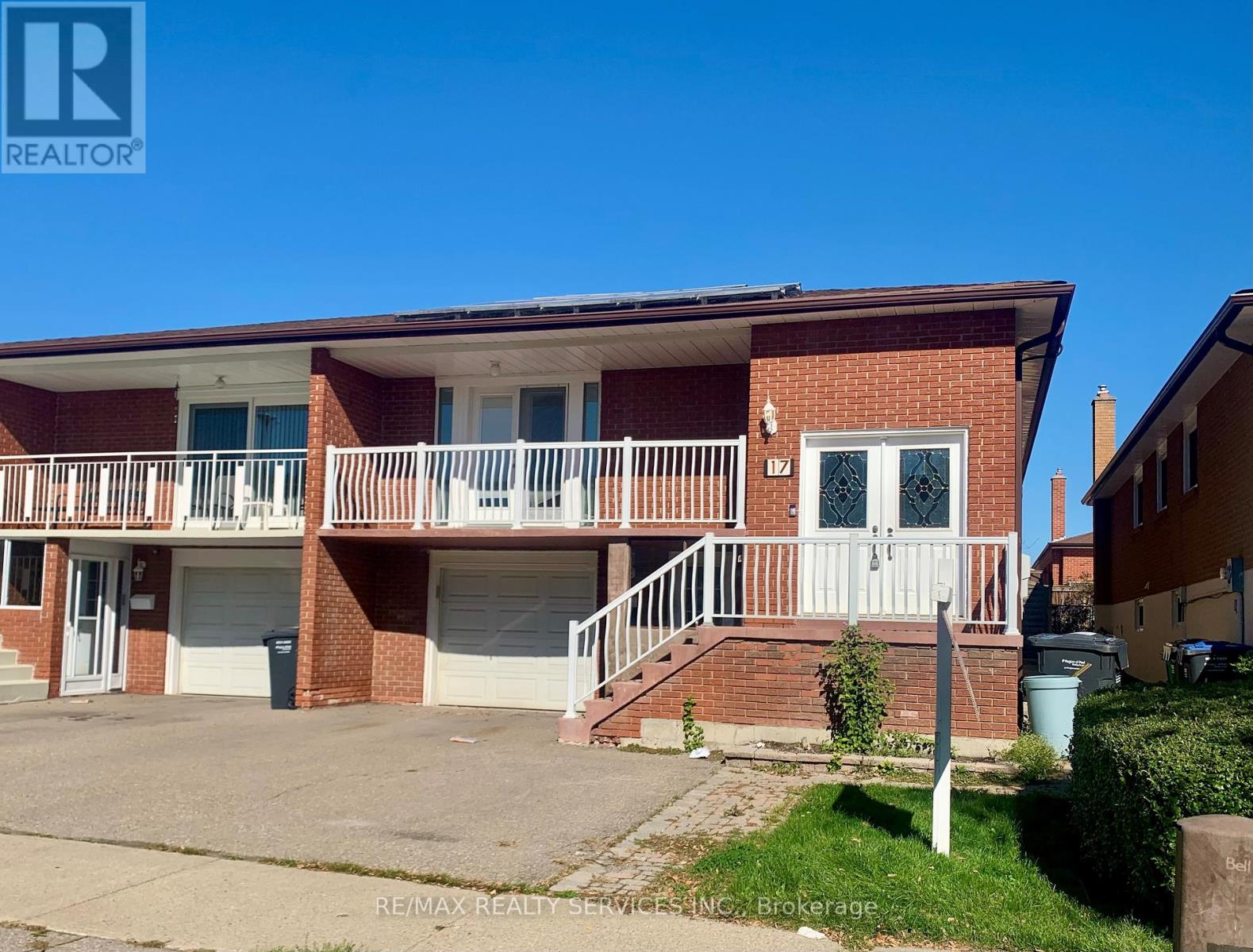 17 FALLWAY ROAD, Brampton, Ontario