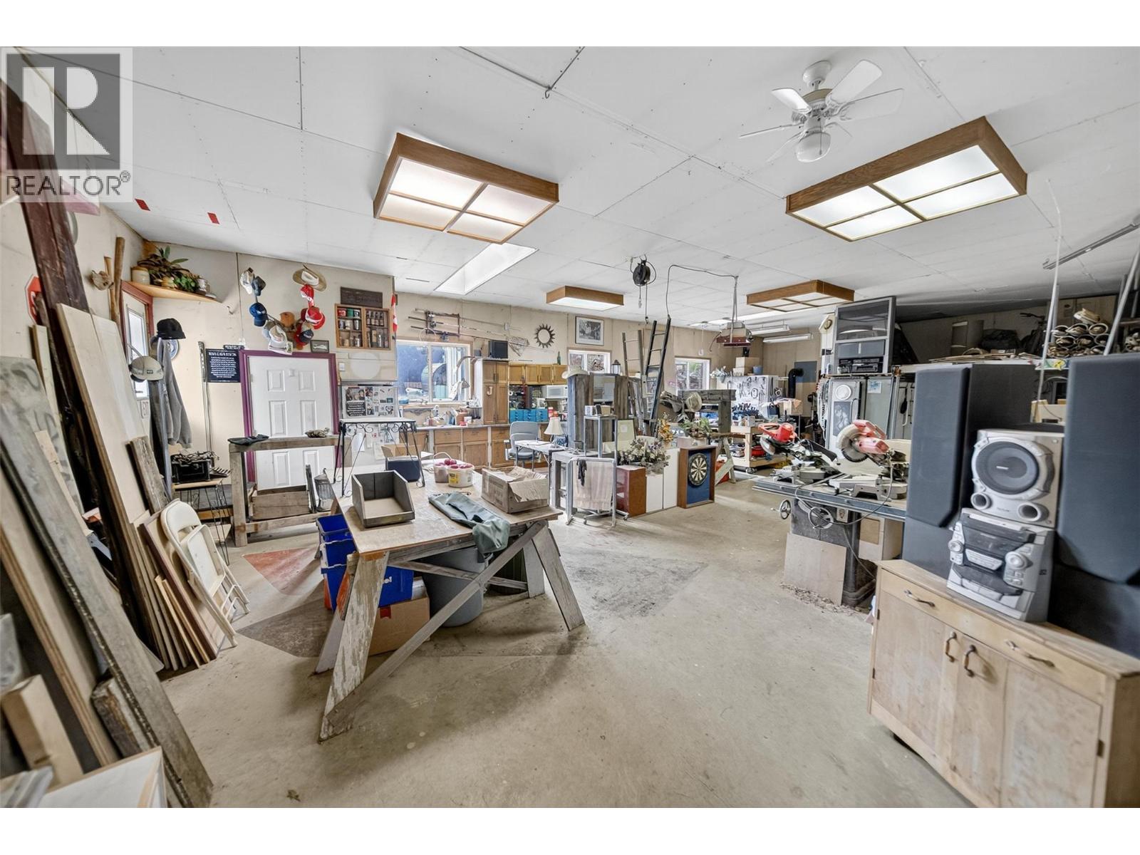 4620 38th Avenue S, Cranbrook, British Columbia V1C 7A2 - Photo 4 - 10365948