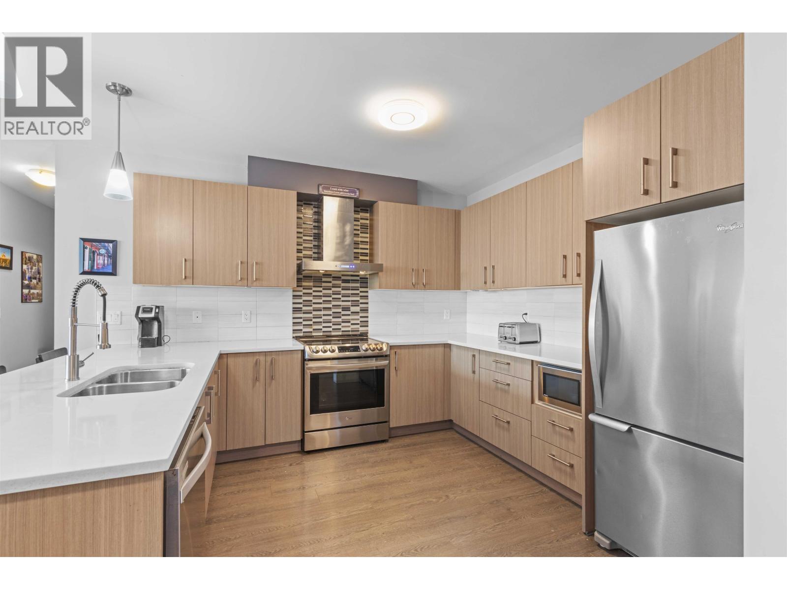 404 2460 Kelly Avenue, Port Coquitlam, British Columbia  V3C 0E3 - Photo 15 - R3059147