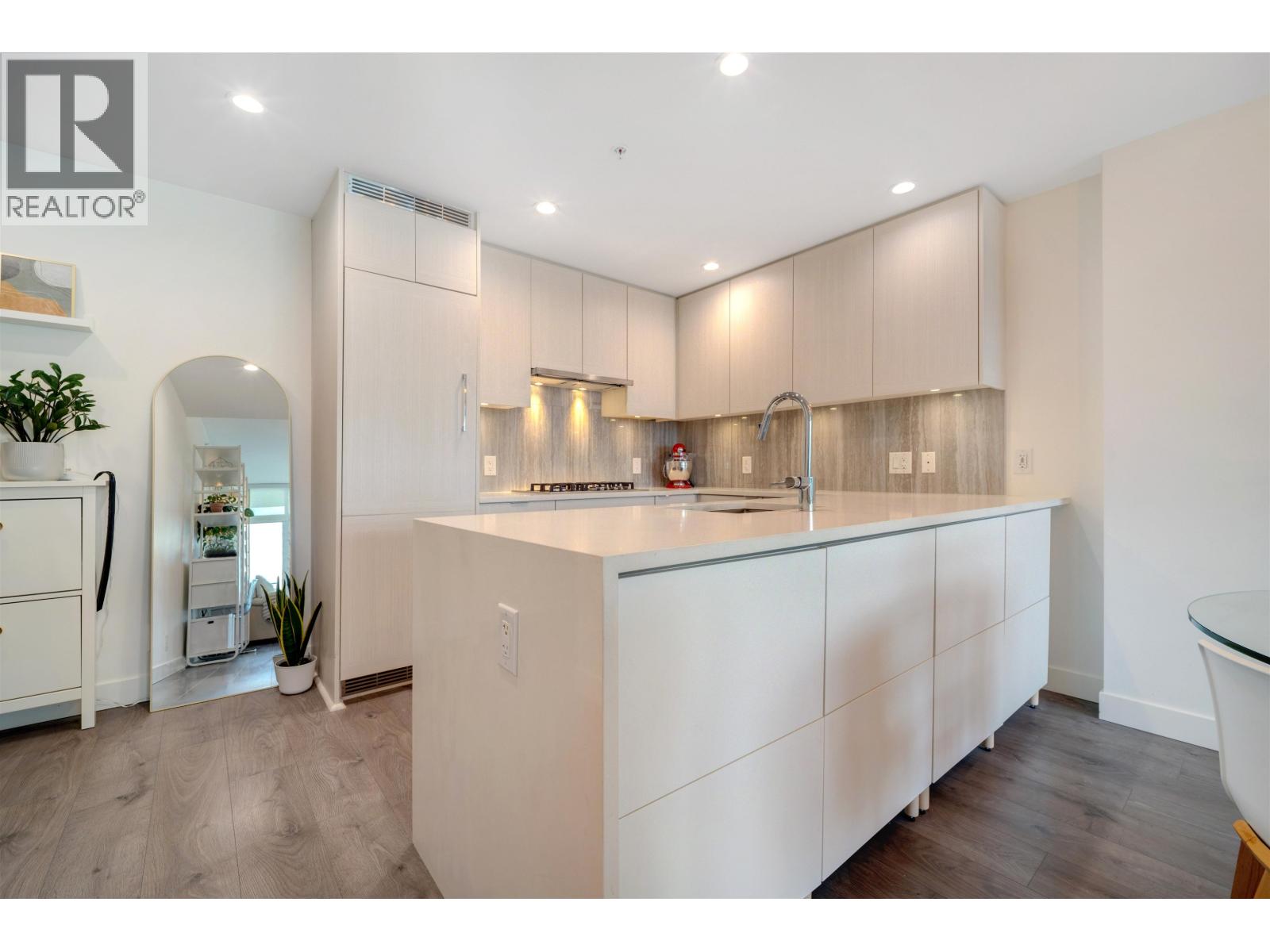 1401 5051 Imperial Street, Burnaby, British Columbia  V5J 0J3 - Photo 3 - R3059149
