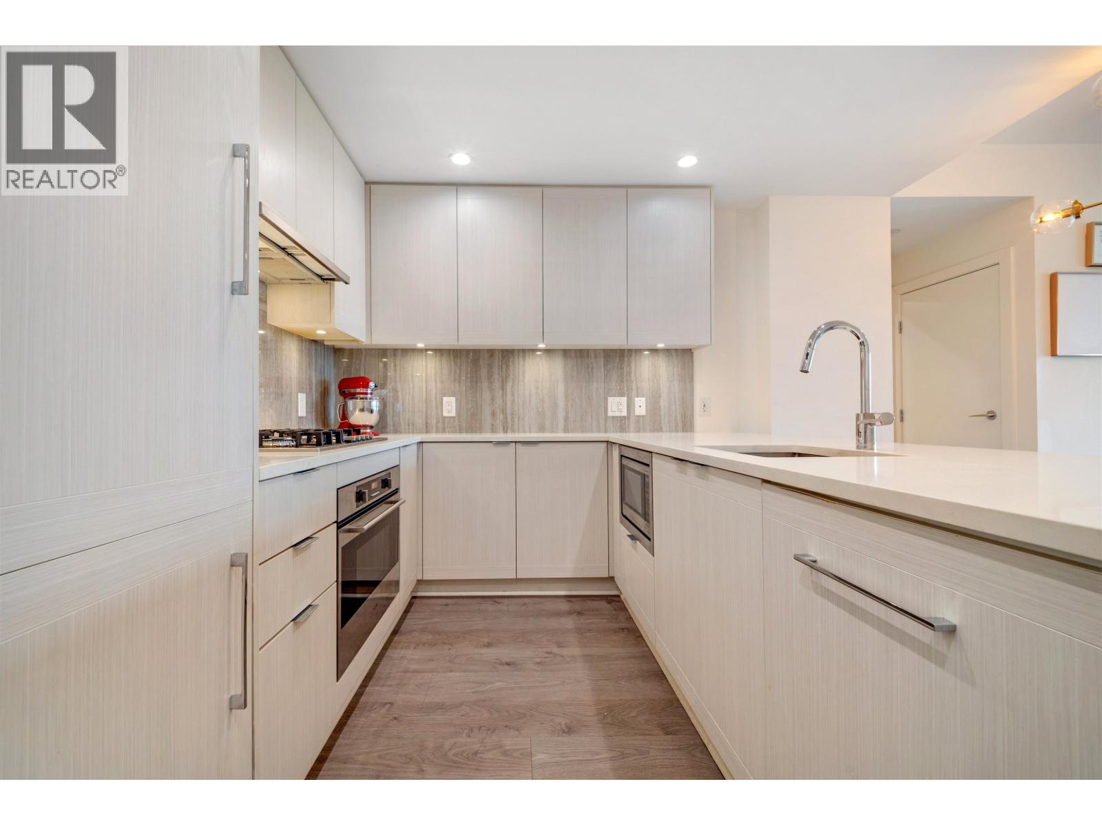 1401 5051 Imperial Street, Burnaby, British Columbia  V5J 0J3 - Photo 4 - R3059149