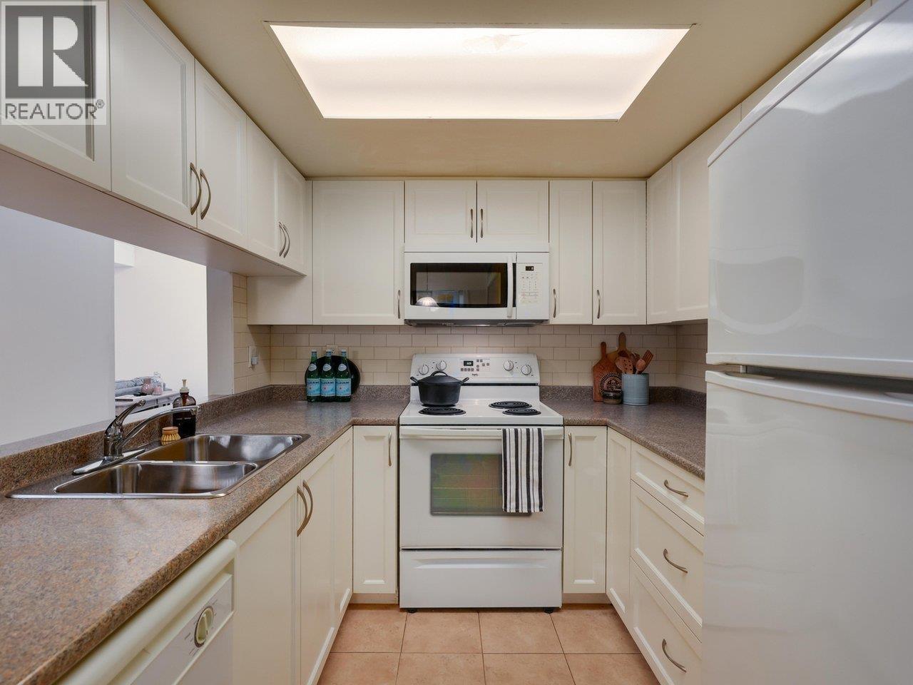 7847 Marchwood Place, Vancouver, British Columbia  V5S 4A6 - Photo 15 - R3058580