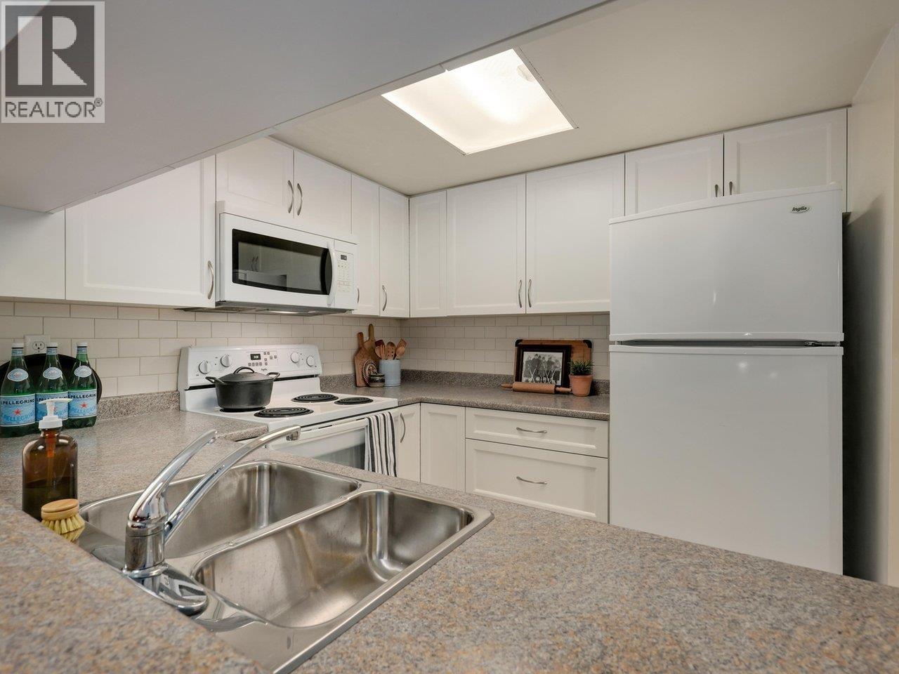 7847 Marchwood Place, Vancouver, British Columbia  V5S 4A6 - Photo 14 - R3058580