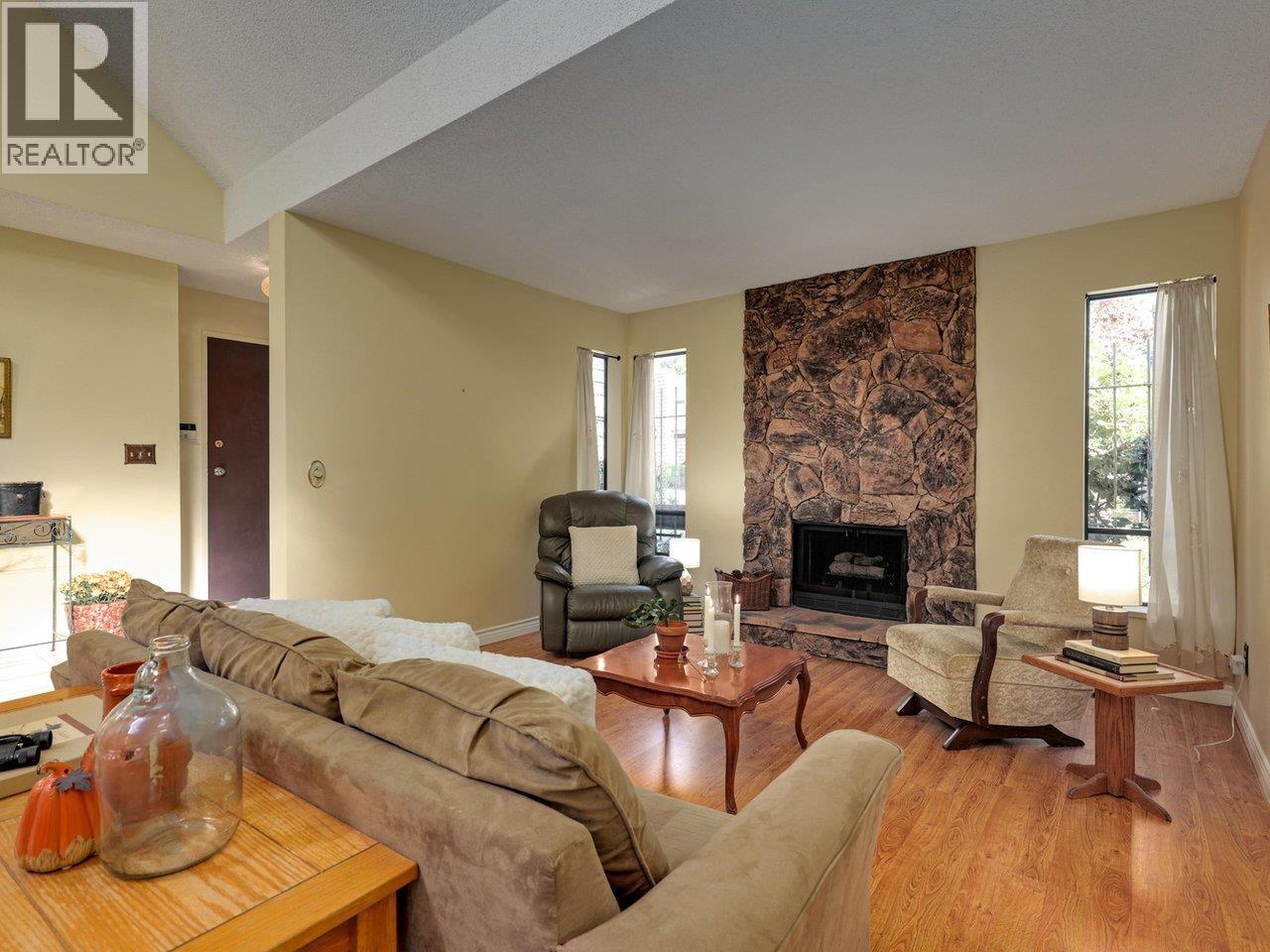 7847 Marchwood Place, Vancouver, British Columbia  V5S 4A6 - Photo 5 - R3058580