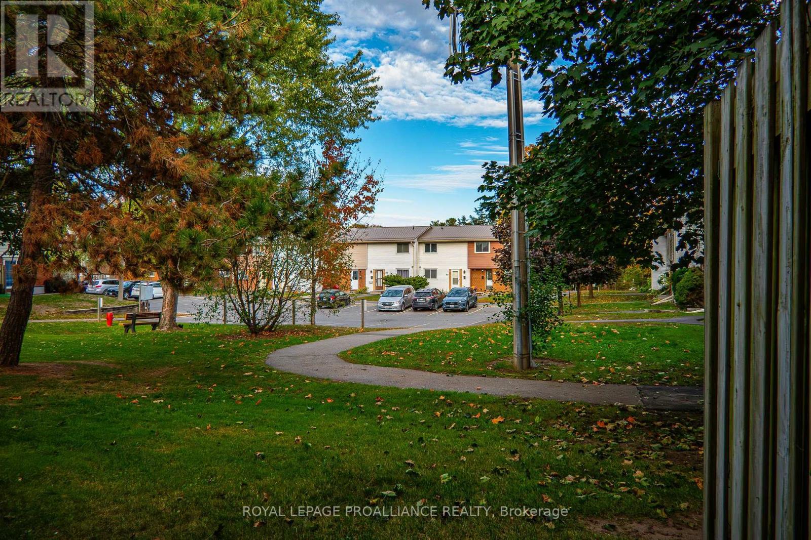 207d North Park Street, Belleville, Ontario K8P 4T9 - Photo 30 - X12466263