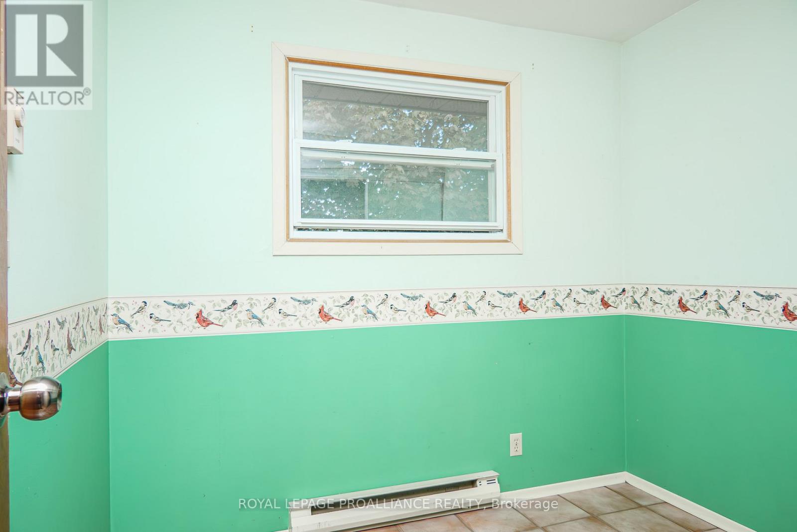 207d North Park Street, Belleville (Belleville Ward), Ontario  K8P 4T9 - Photo 17 - X12466269