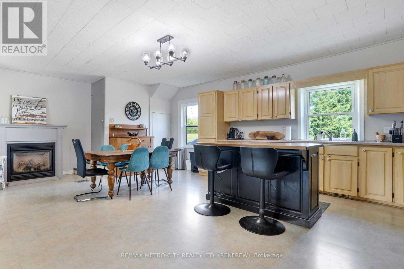 620 A Yantha Road, Horton, Ontario  K7V 3Z4 - Photo 9 - X12407237