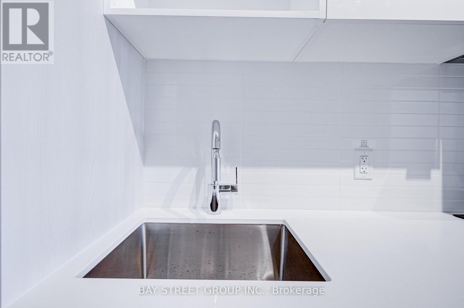 2501 - 138 Downes Street, Toronto, Ontario  M5E 0E4 - Photo 17 - C12466094