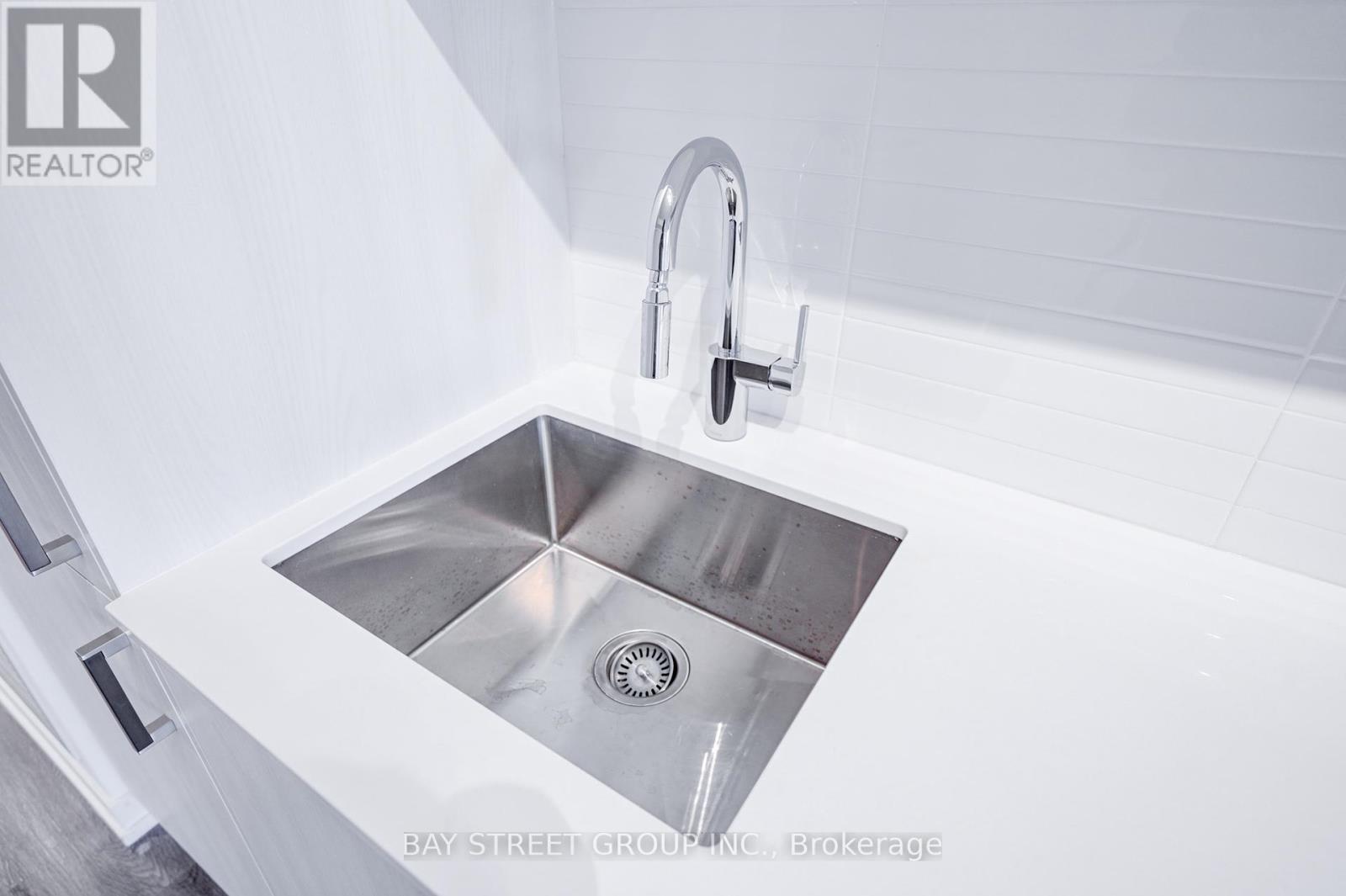 2501 - 138 Downes Street, Toronto, Ontario  M5E 0E4 - Photo 19 - C12466094