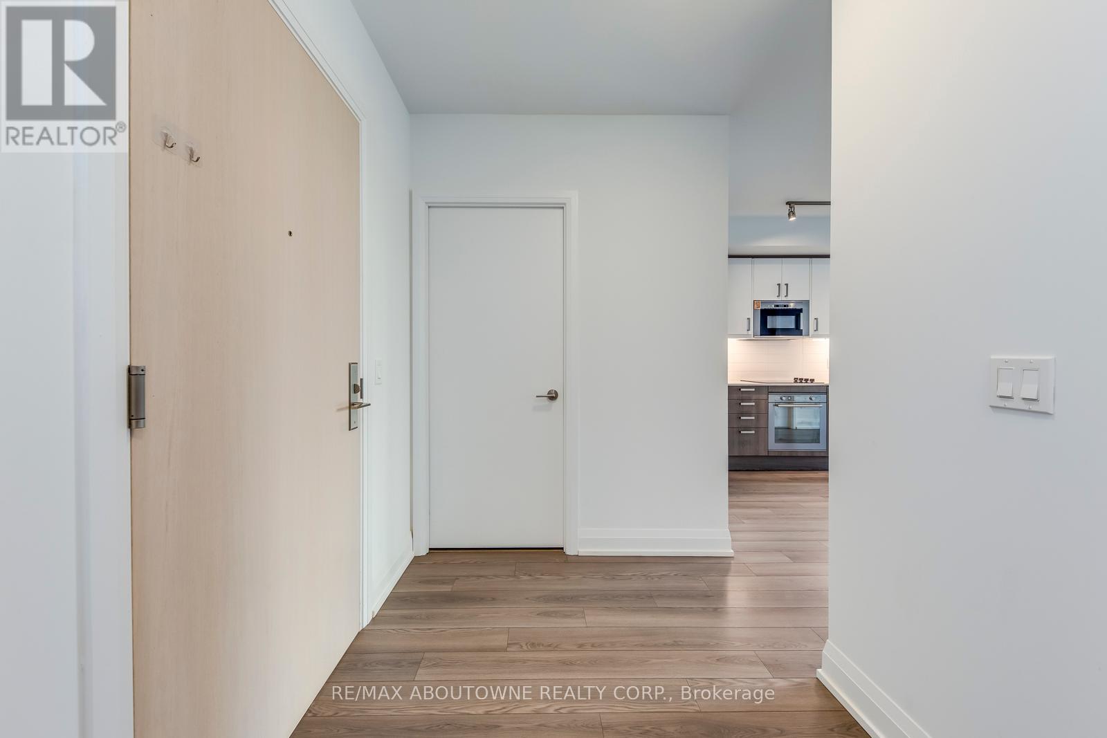 409 - 77 Mutual Street, Toronto, Ontario  M5B 2A9 - Photo 4 - C12466201