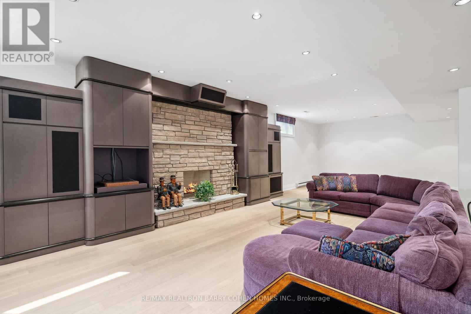 19 Vernham Avenue, Toronto, Ontario  M2L 2B1 - Photo 29 - C12466254