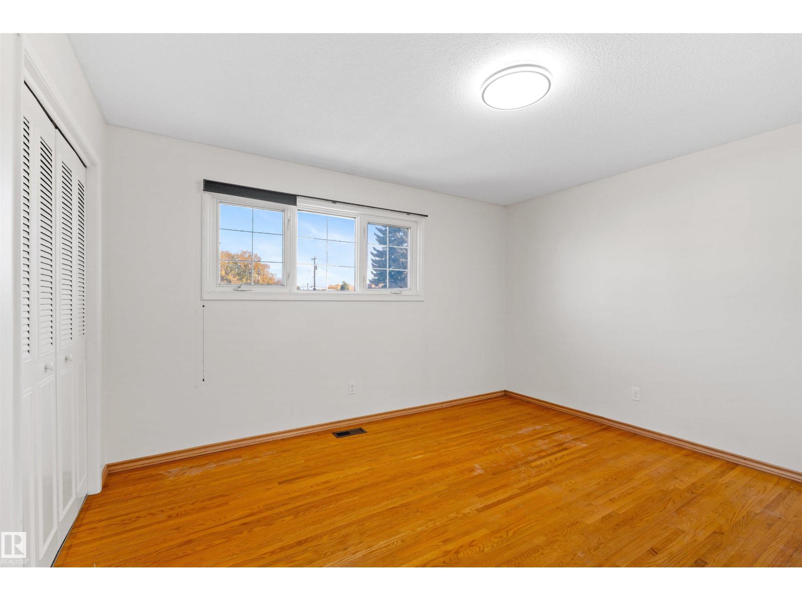 3524 114 St Nw, Edmonton, Alberta  T6J 1L9 - Photo 11 - E4462339