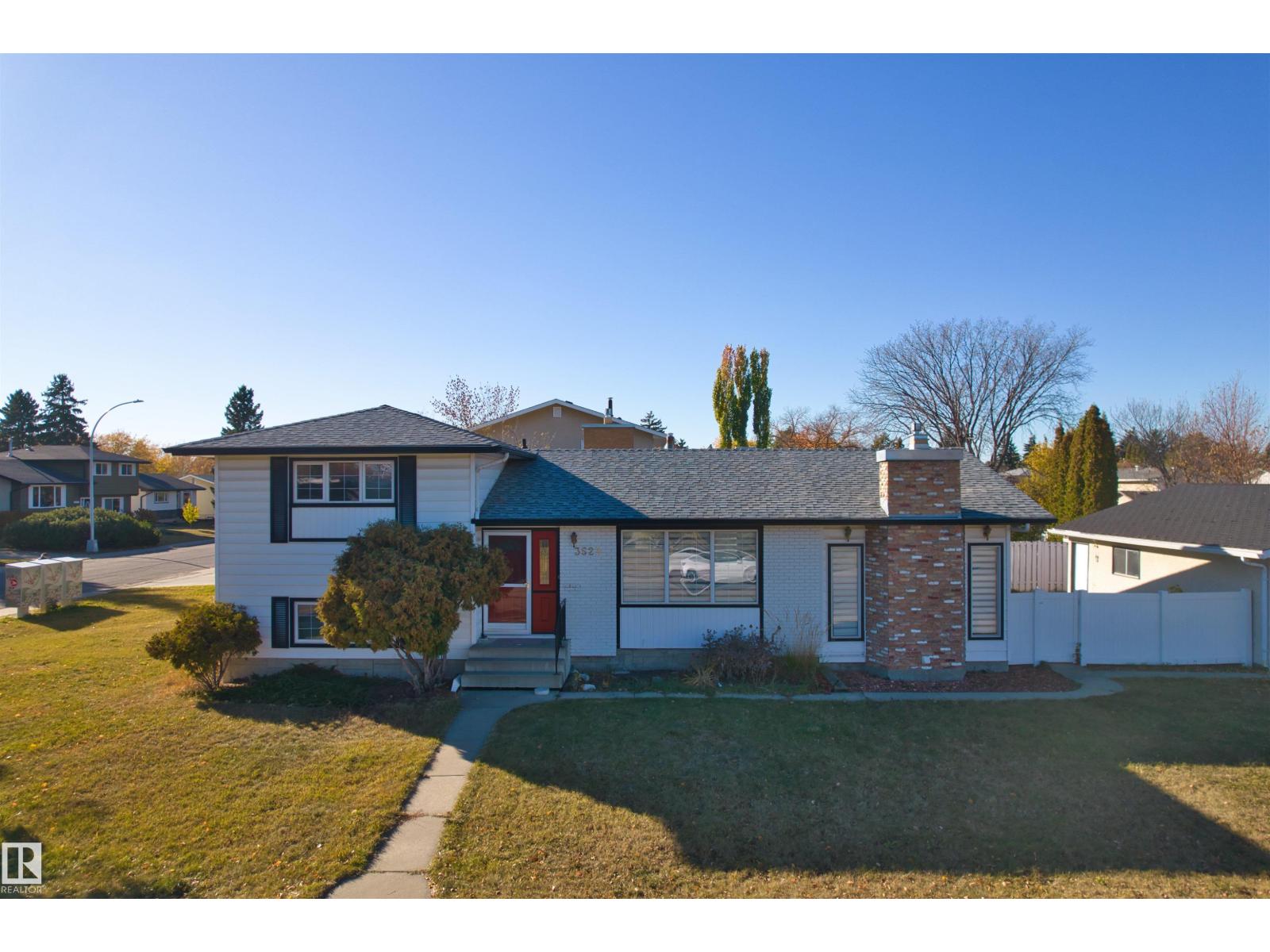 3524 114 St Nw, Edmonton, Alberta  T6J 1L9 - Photo 2 - E4462339