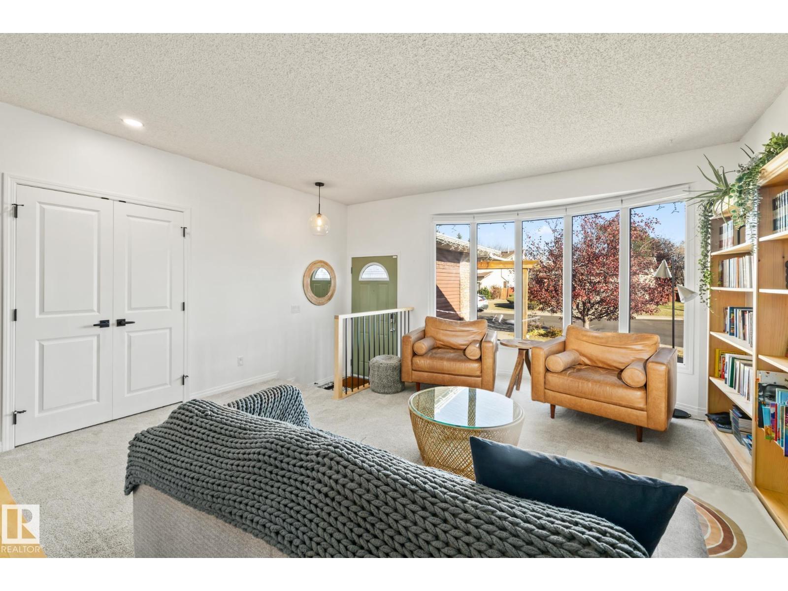 18215 62b Av Nw, Edmonton, Alberta  T5T 3J9 - Photo 2 - E4462340