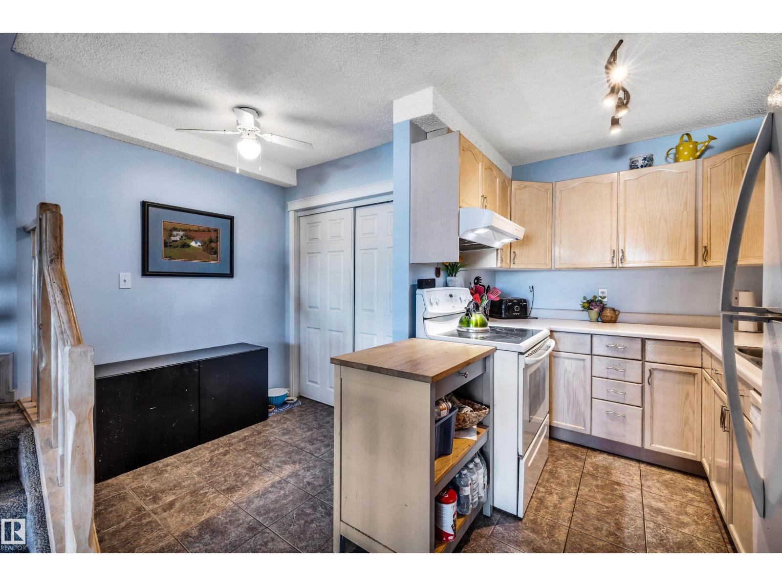 1260 48 St Nw, Edmonton, Alberta  T6L 6R6 - Photo 10 - E4462345