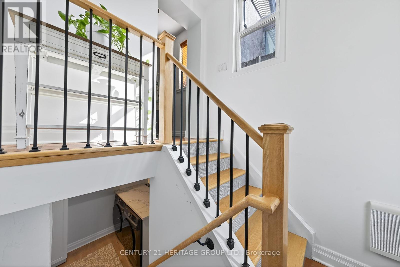 4 Orchard Park Boulevard, Toronto, Ontario  M4L 3E2 - Photo 32 - E12466122