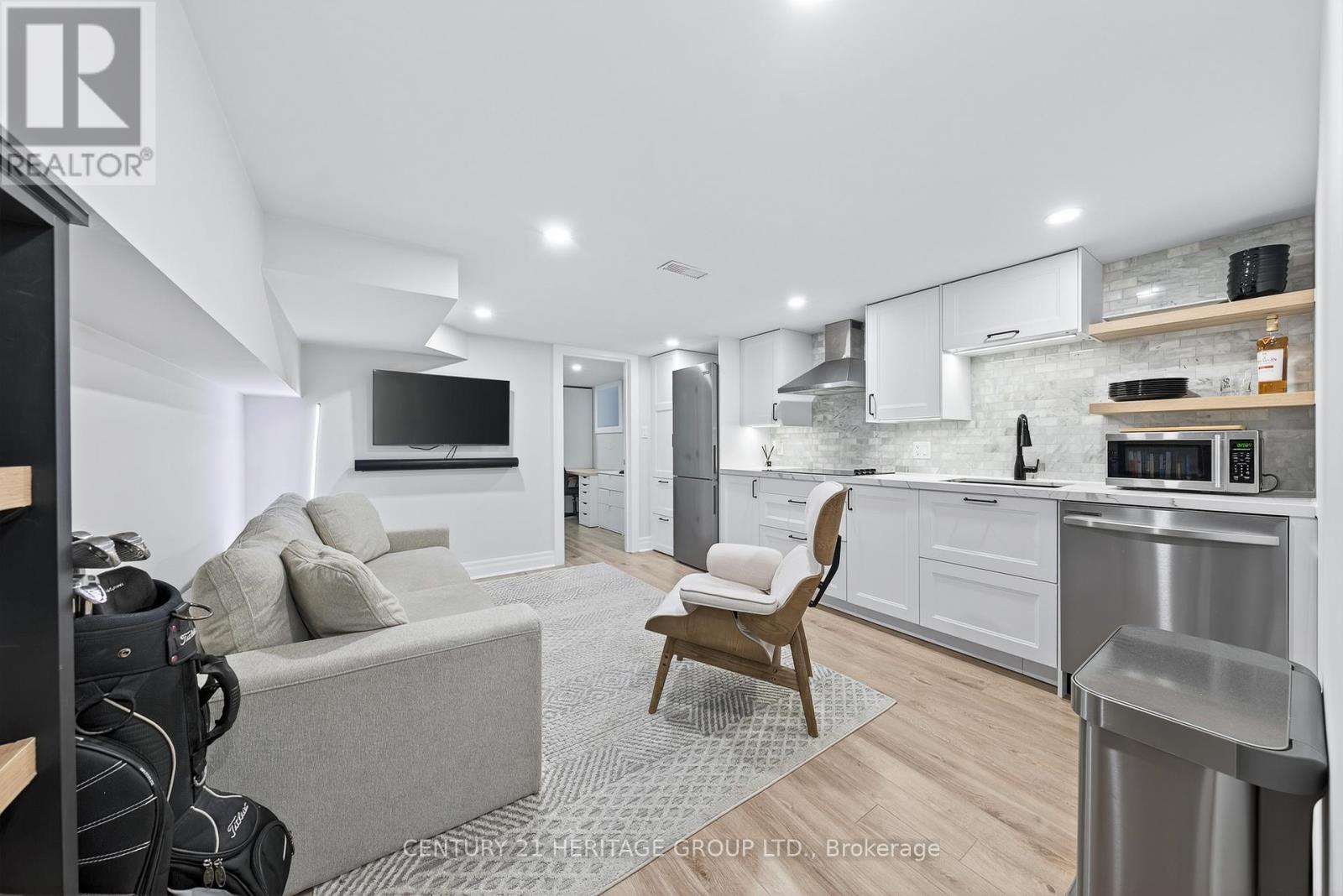 4 Orchard Park Boulevard, Toronto, Ontario  M4L 3E2 - Photo 38 - E12466122