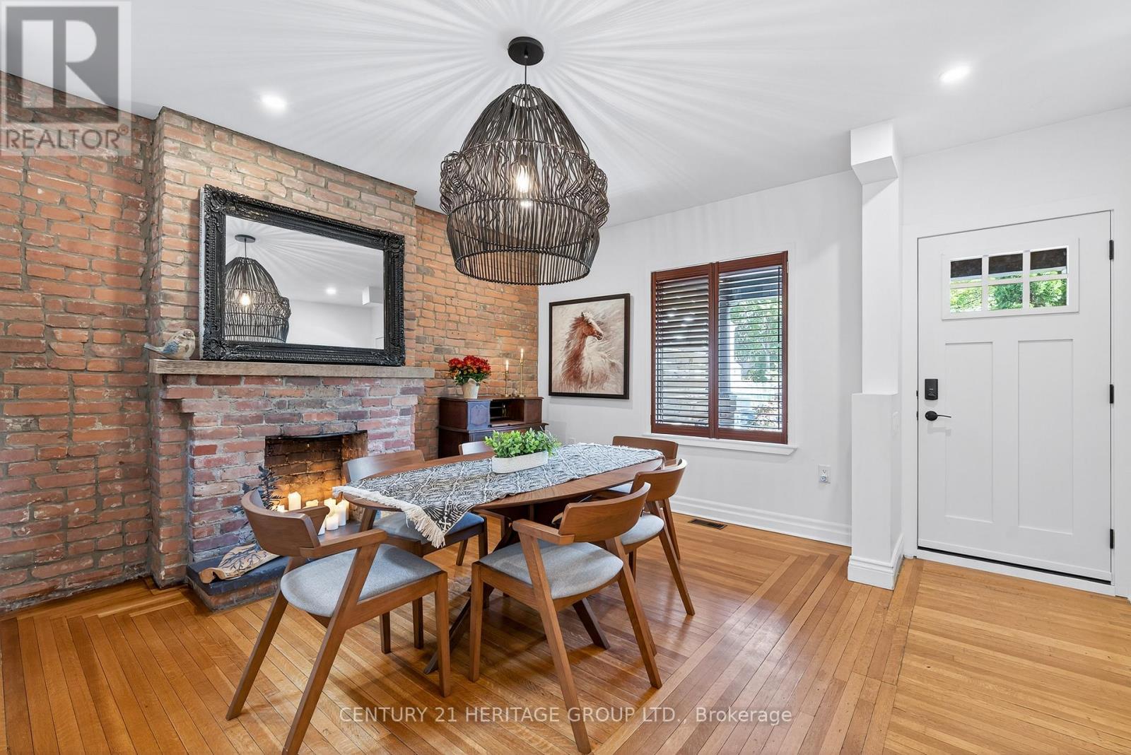 4 Orchard Park Boulevard, Toronto, Ontario  M4L 3E2 - Photo 4 - E12466122