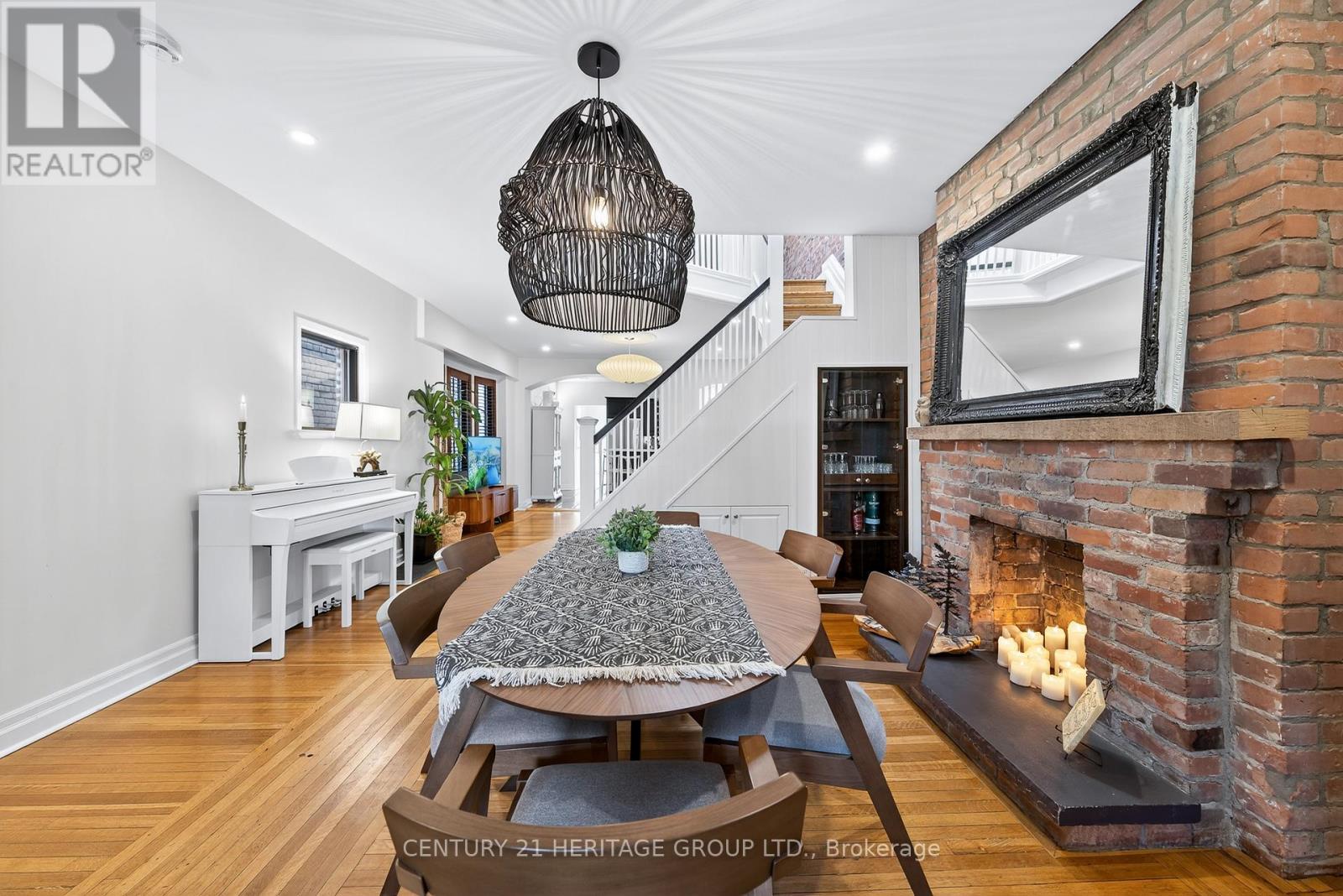 4 Orchard Park Boulevard, Toronto, Ontario  M4L 3E2 - Photo 7 - E12466122