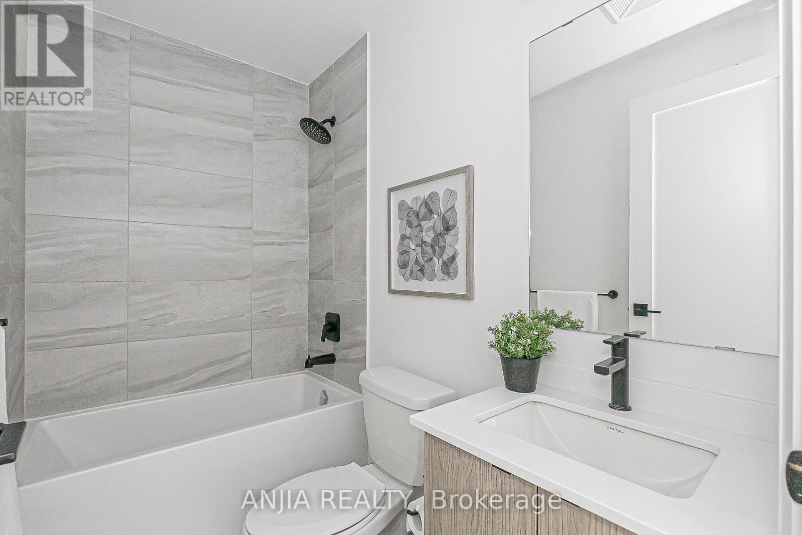 207 - 2369 Danforth Avenue, Toronto (East End-Danforth), Ontario  M4C 0B1 - Photo 8 - E12466170
