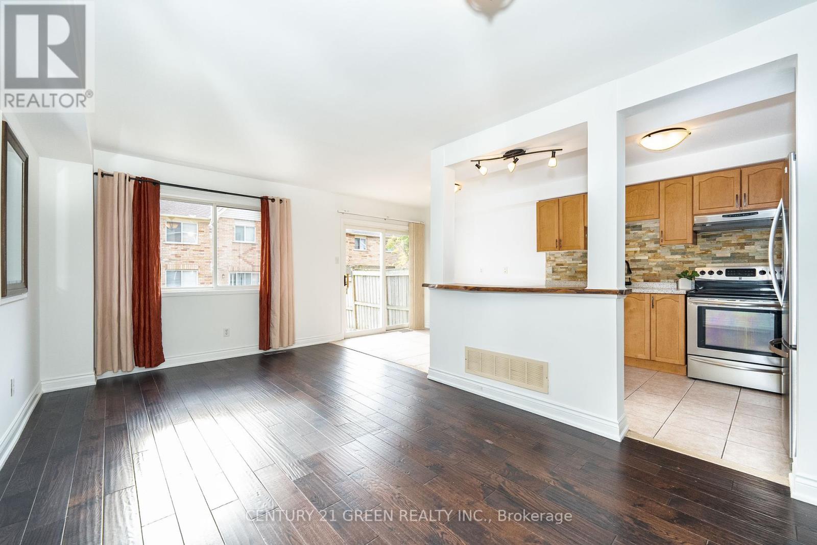 63 Frank Faubert Drive, Toronto, Ontario  M1C 5H8 - Photo 5 - E12466179