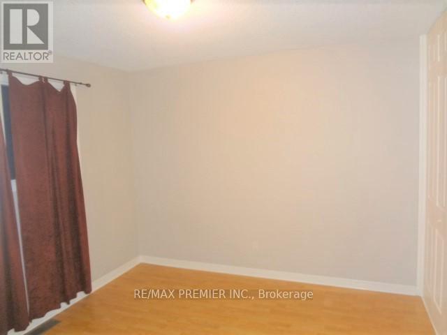 Main - 49 Bassett Boulevard, Whitby, Ontario  L1N 8N5 - Photo 10 - E12466255