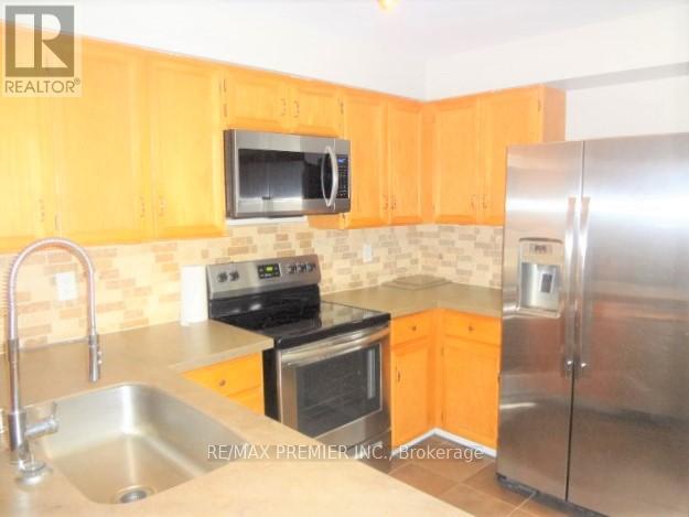 Main - 49 Bassett Boulevard, Whitby, Ontario  L1N 8N5 - Photo 5 - E12466255