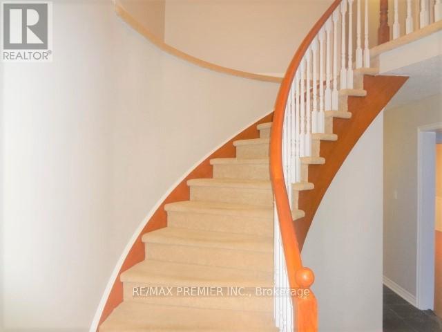 Main - 49 Bassett Boulevard, Whitby, Ontario  L1N 8N5 - Photo 6 - E12466255