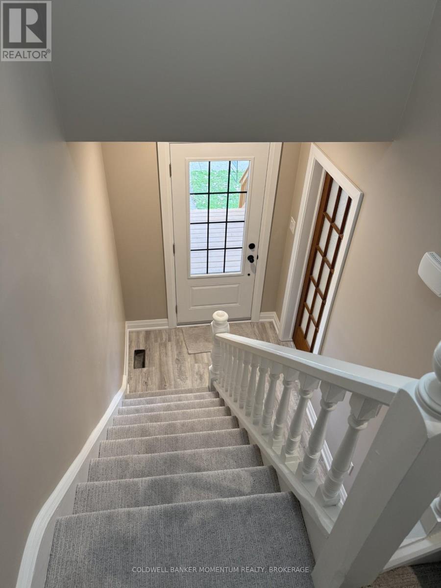 4445 Simcoe Street W, Niagara Falls, Ontario  L2E 1T7 - Photo 4 - X12458035