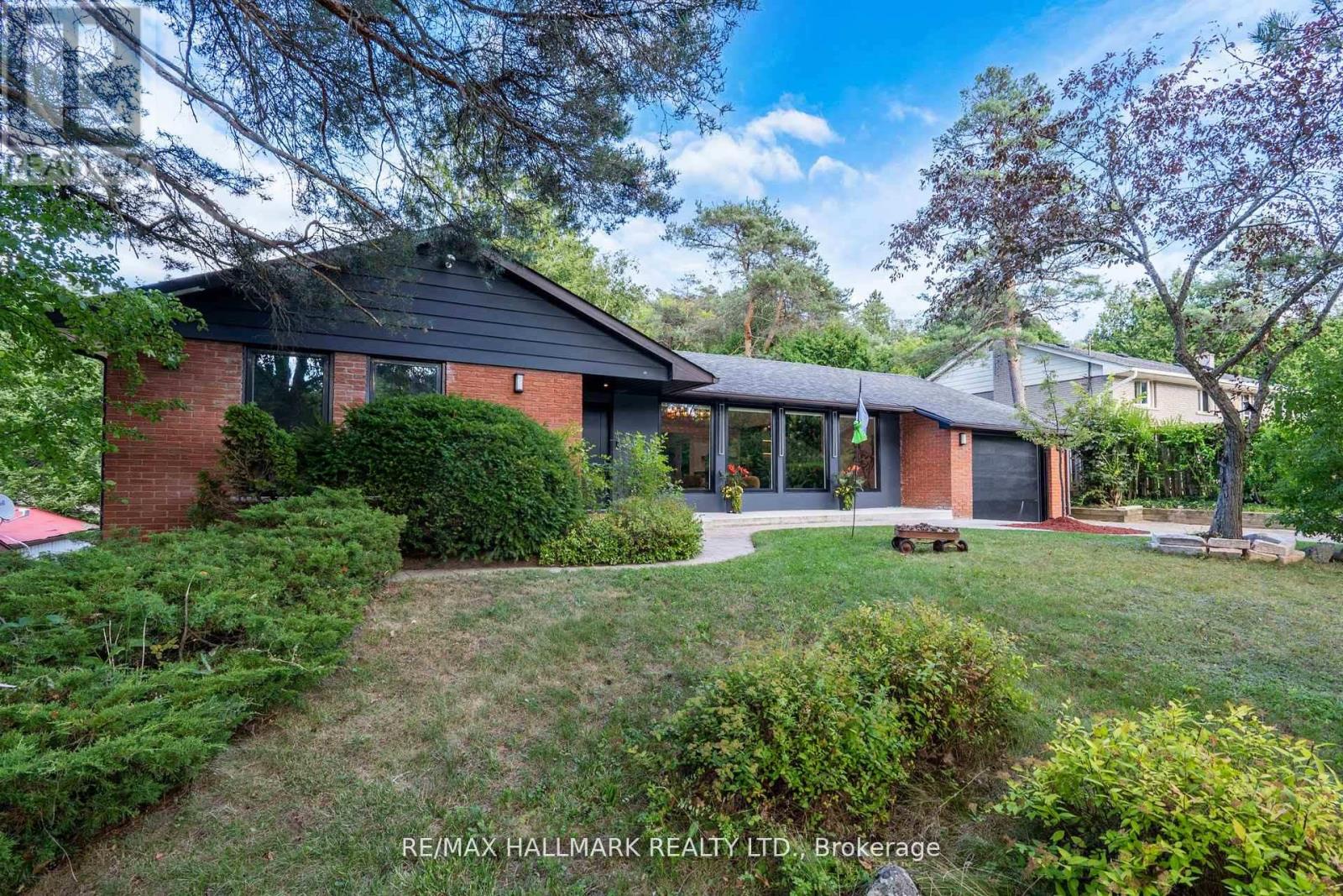 16831 Mccowan Road, Whitchurch-Stouffville, Ontario  L4A 2A4 - Photo 4 - N12466105