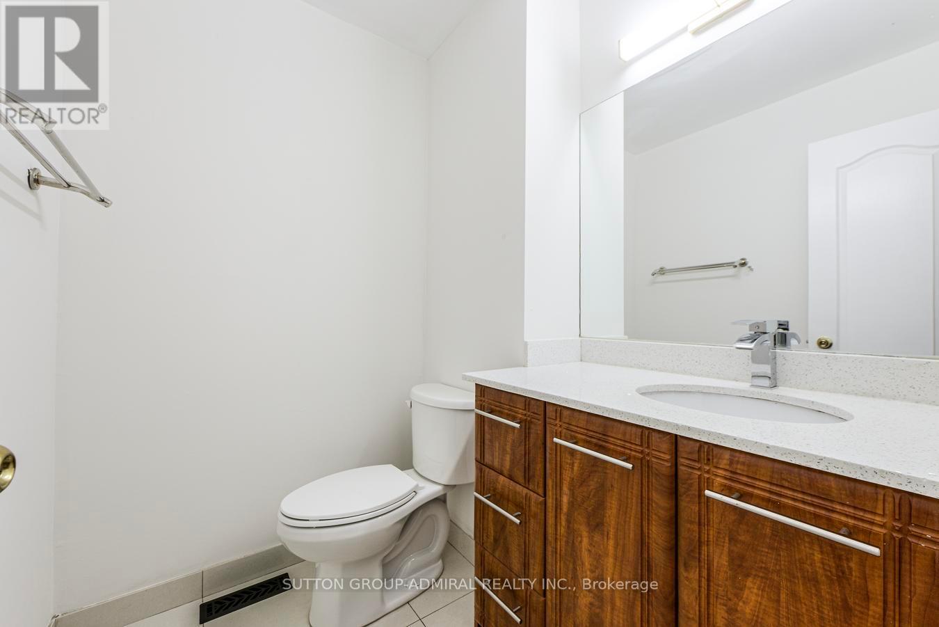 63 Croteau Crescent, Vaughan, Ontario  L4J 5S8 - Photo 21 - N12466118