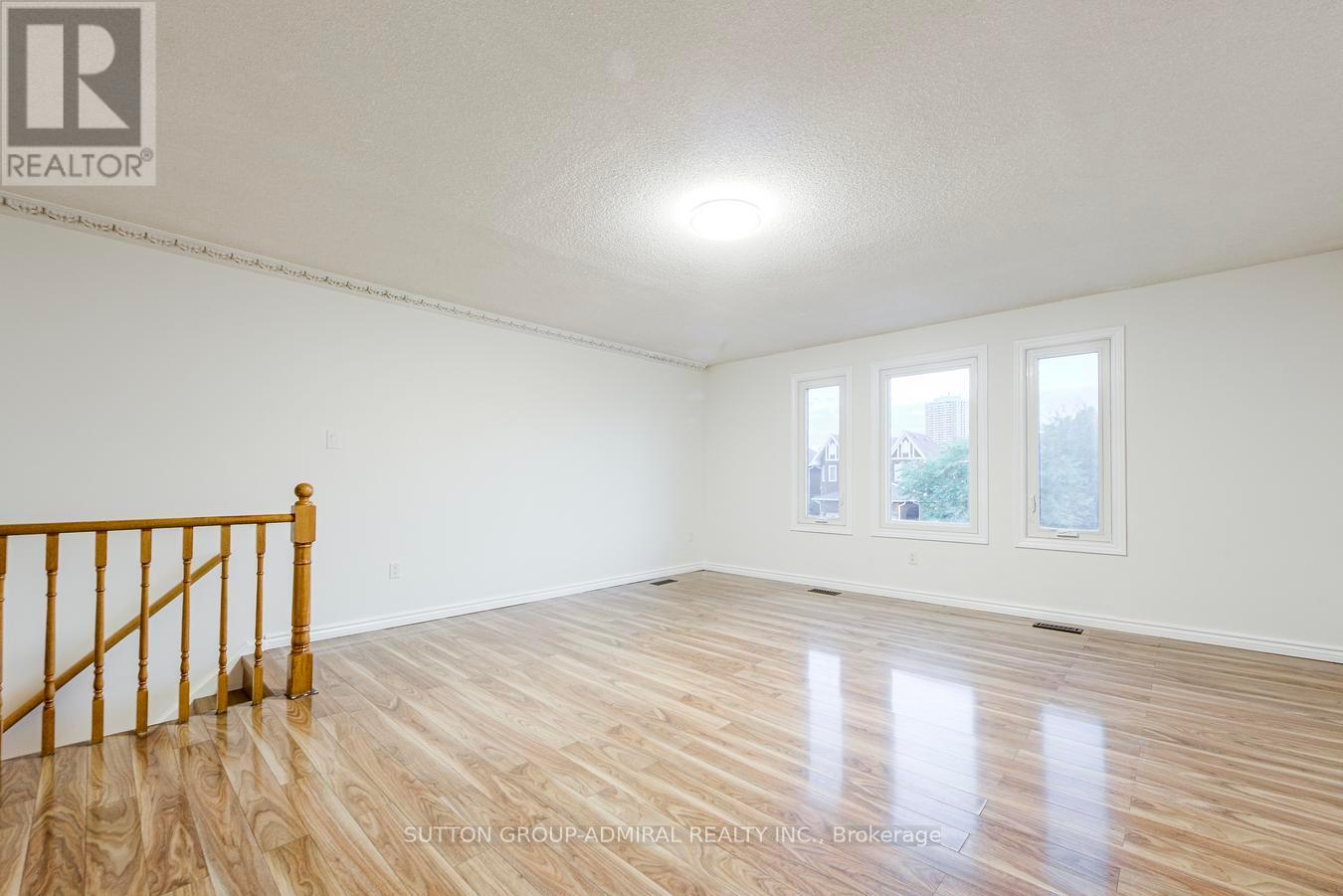 63 Croteau Crescent, Vaughan, Ontario  L4J 5S8 - Photo 24 - N12466118