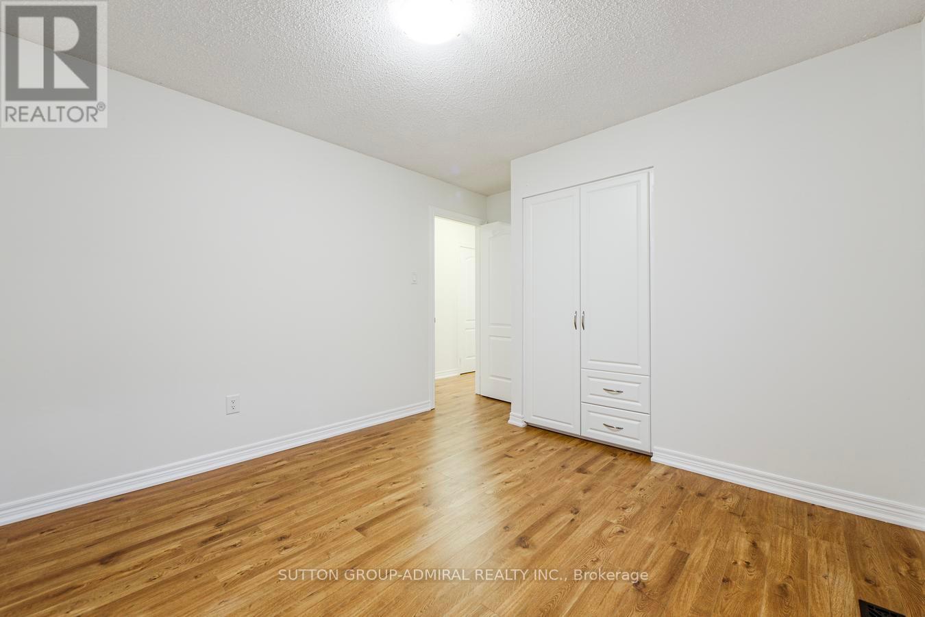 63 Croteau Crescent, Vaughan, Ontario  L4J 5S8 - Photo 33 - N12466118