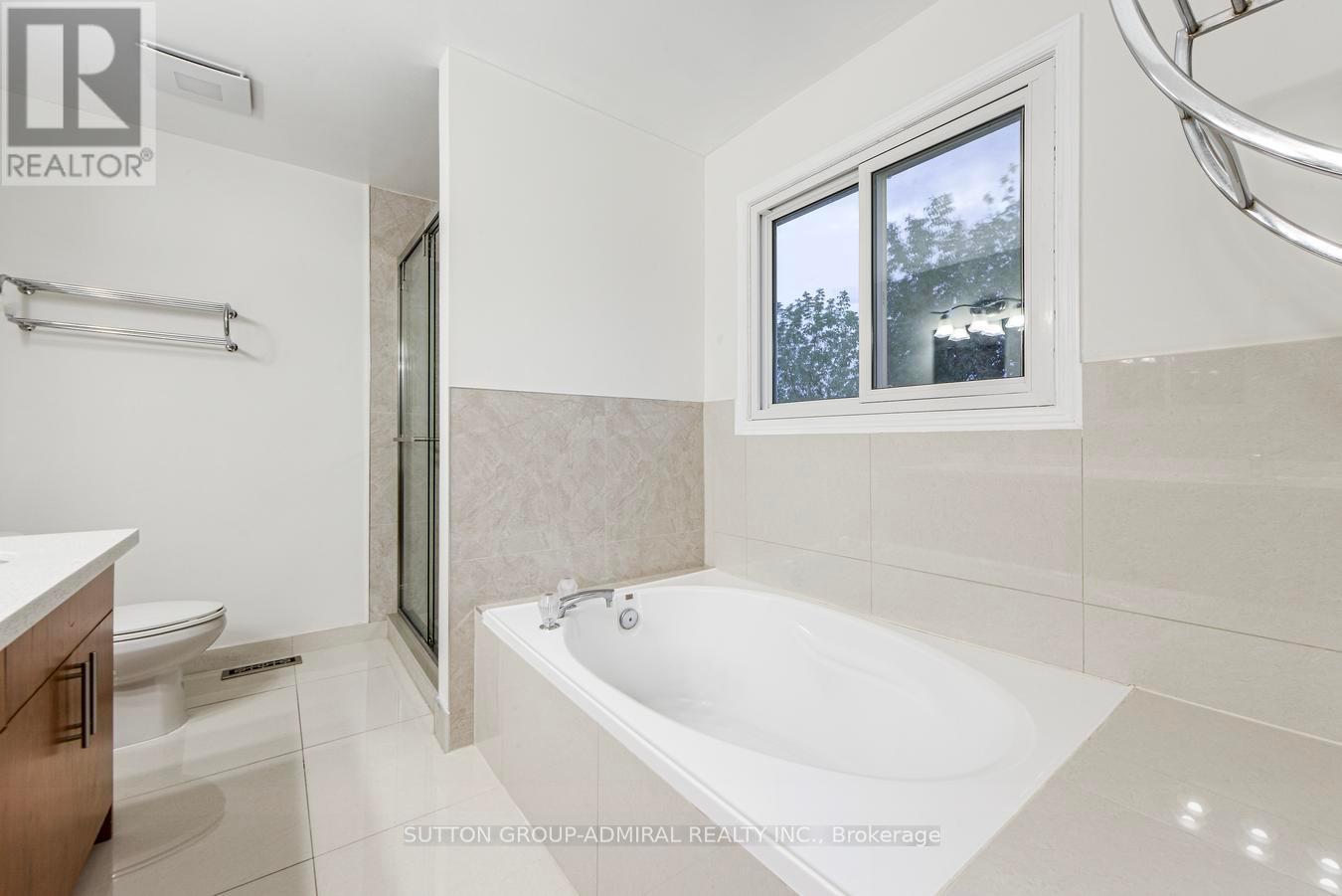 63 Croteau Crescent, Vaughan, Ontario  L4J 5S8 - Photo 37 - N12466118