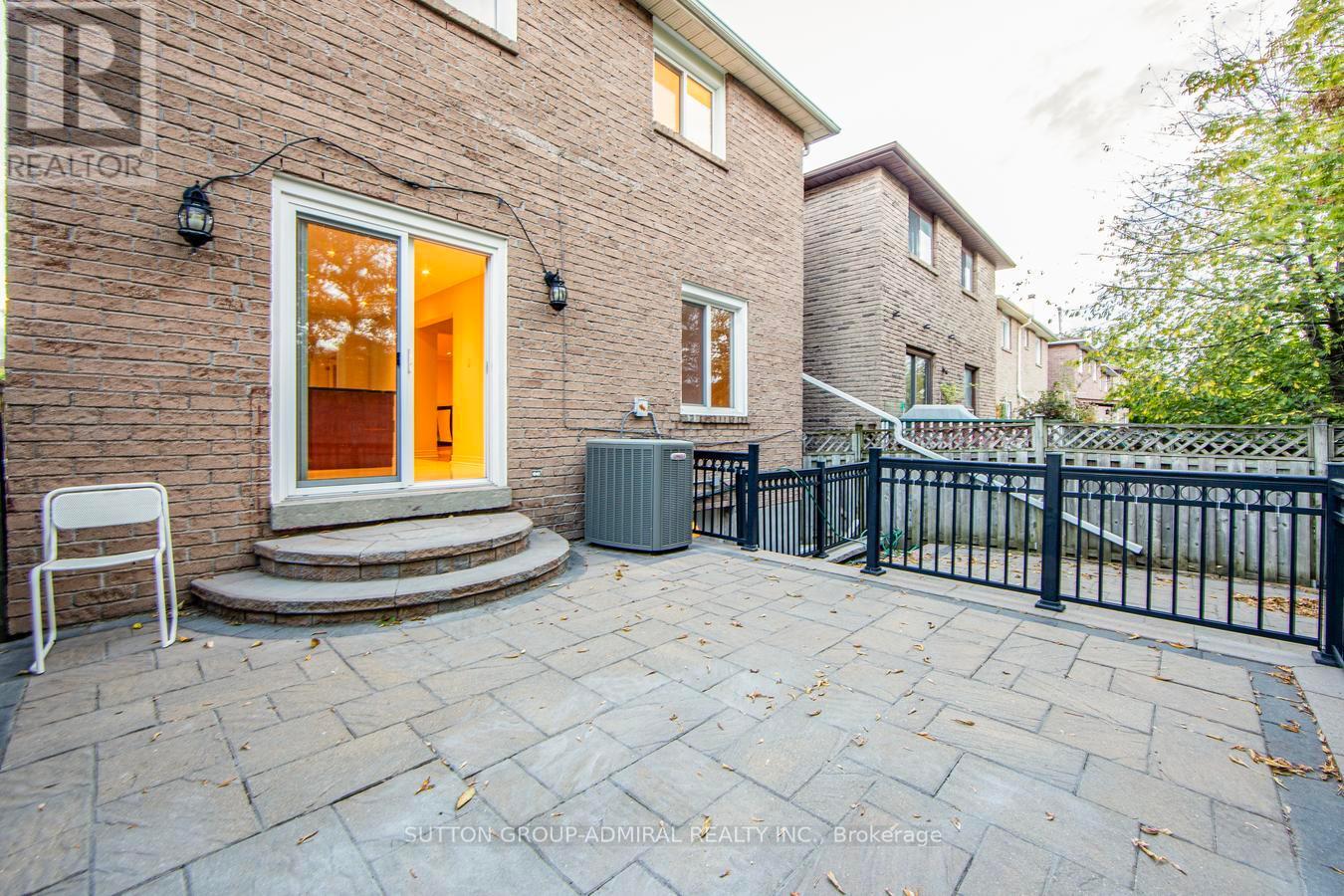 63 Croteau Crescent, Vaughan, Ontario  L4J 5S8 - Photo 48 - N12466118