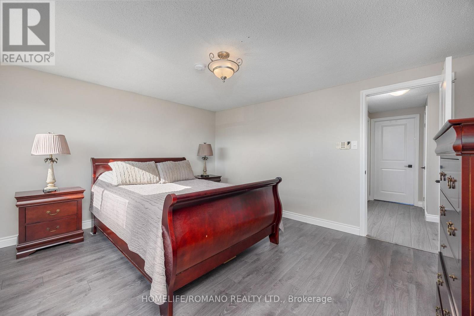 36 Brougham Drive, Vaughan, Ontario  L4L 3E1 - Photo 20 - N12466134