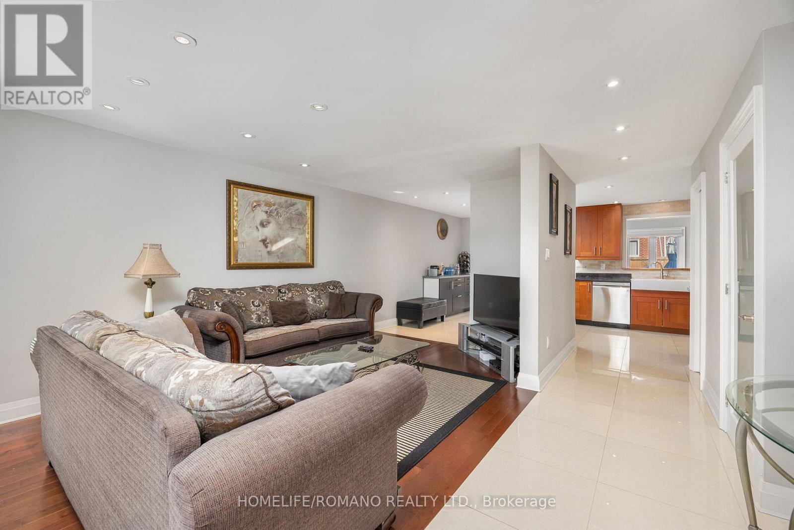 36 Brougham Drive, Vaughan, Ontario  L4L 3E1 - Photo 7 - N12466134